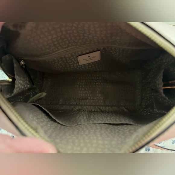 Light Pink Kate Spade structured crossbody bag - Picture 3 of 3